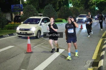 Runner Photo 4245421