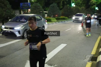 Runner Photo 4245422
