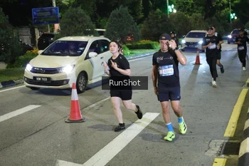 Runner Photo 4245426
