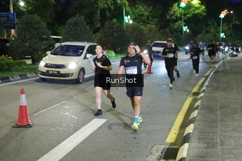 Runner Photo 4245431