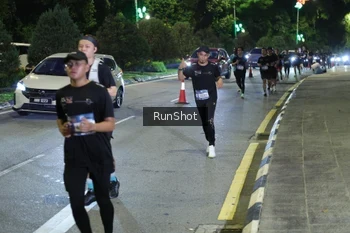 Runner Photo 4245456
