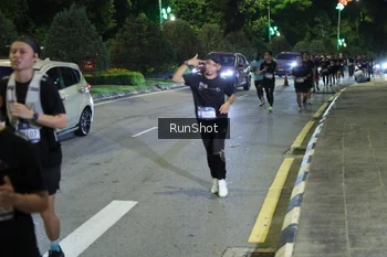 Runner Photo 4245458