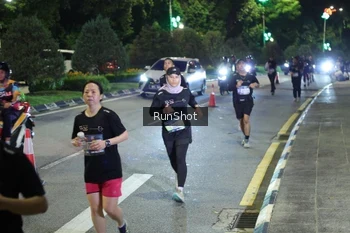 Runner Photo 4245480