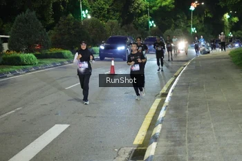 Runner Photo 4245527