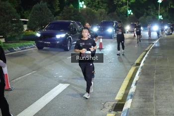 Runner Photo 4245528