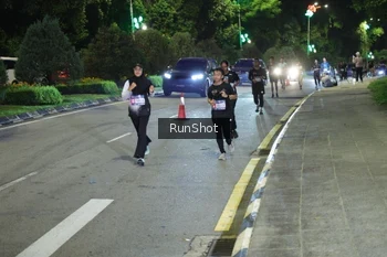 Runner Photo 4245529
