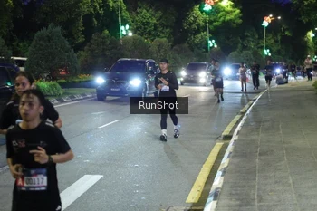 Runner Photo 4245533