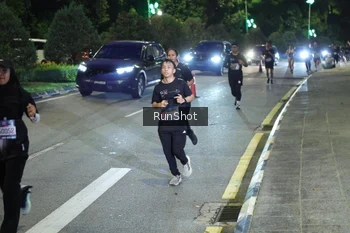 Runner Photo 4245534
