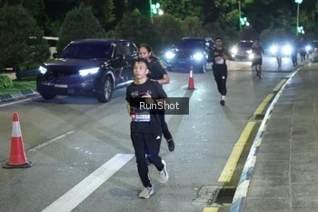 Runner Photo 4245539