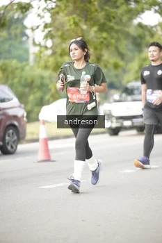 Runner Photo 4245548