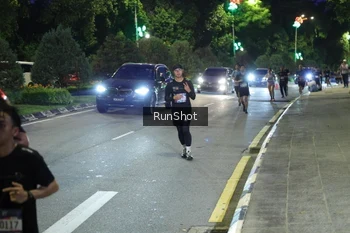 Runner Photo 4245549