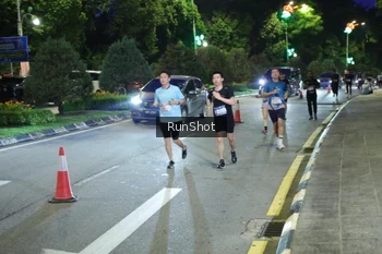 Runner Photo 4245550