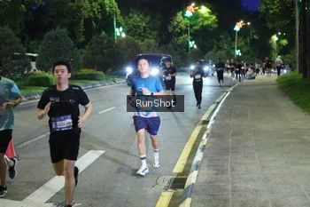 Runner Photo 4245559