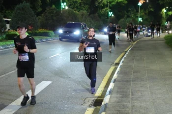 Runner Photo 4245577