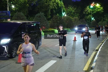 Runner Photo 4245581