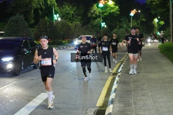Runner Photo 4245604