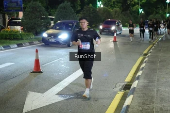 Runner Photo 4245614