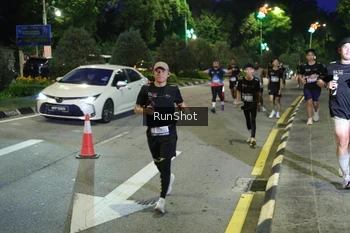Runner Photo 4245618