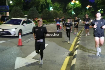 Runner Photo 4245619