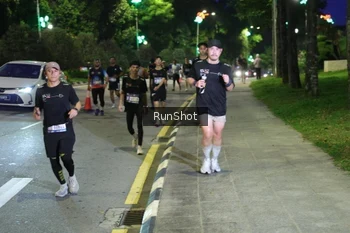 Runner Photo 4245620