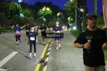 Runner Photo 4245629