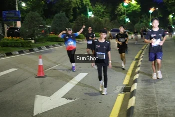 Runner Photo 4245638