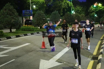 Runner Photo 4245640