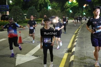 Runner Photo 4245657