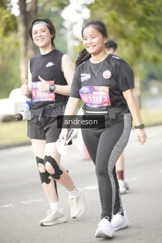 Runner Photo 4245692