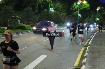 Runner Photo 4245699