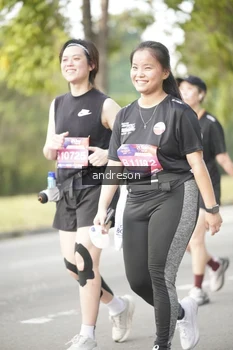 Runner Photo 4245711