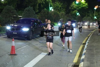 Runner Photo 4245715