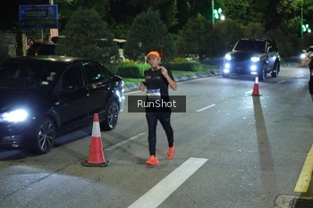 Runner Photo 4245717
