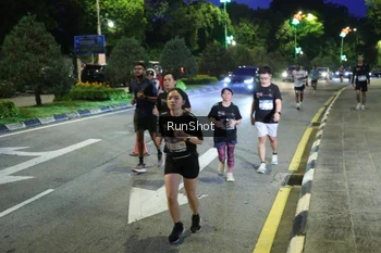 Runner Photo 4245722