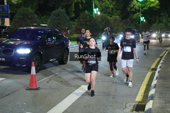 Runner Photo 4245723