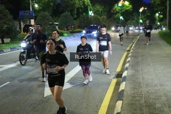 Runner Photo 4245732