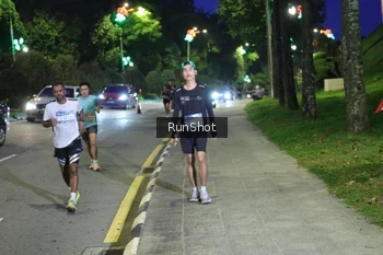 Runner Photo 4245743