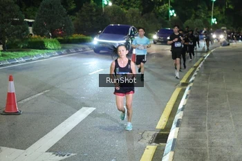 Runner Photo 4245751