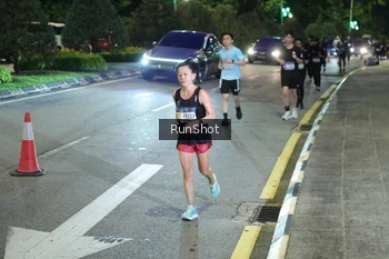 Runner Photo 4245753