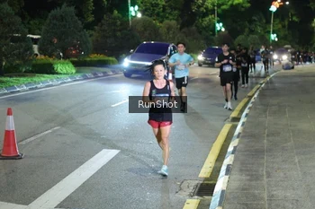 Runner Photo 4245757