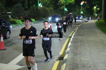 Runner Photo 4245779