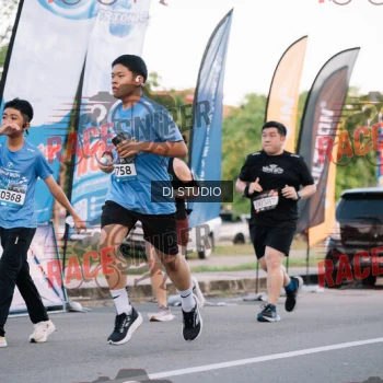 Runner Photo 424579