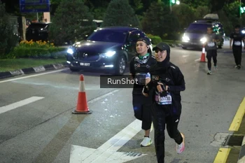 Runner Photo 4245798