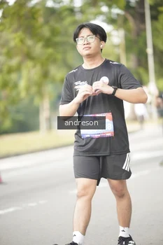 Runner Photo 4245868