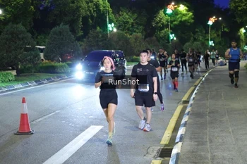 Runner Photo 4245883