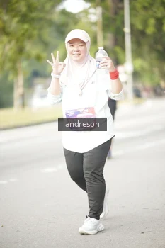 Runner Photo 4245885