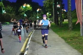 Runner Photo 4245895