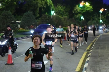 Runner Photo 4245896