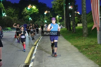 Runner Photo 4245900
