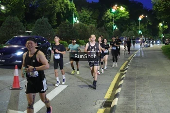 Runner Photo 4245905